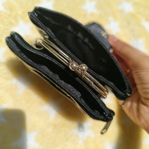 New Hand Purse