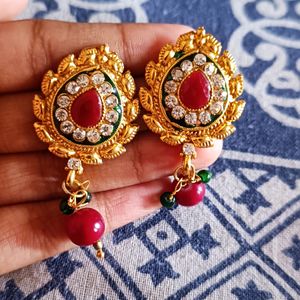 ♥️ 2 Earrings Set ♥️