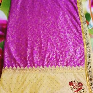 Beautiful Design Soft Malai Silk Saree With Blouse