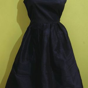 Black Colour Sleeveless Dress