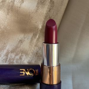 Oriflame Sweden The One Very Burgundy Lipstick.