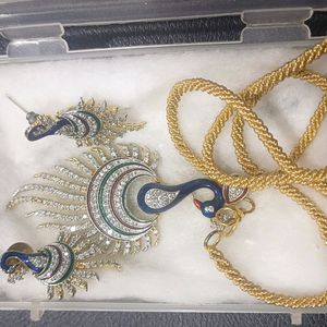 Peacock Design Pendent Set