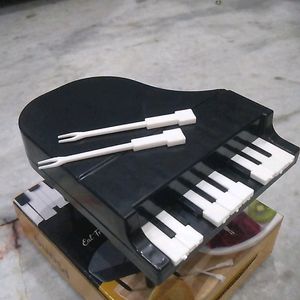 🎹 Piano Fruit Fork