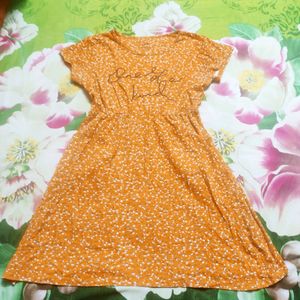 Mustard Printed Gathered Dress 👗