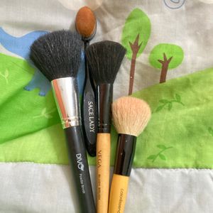 Makeup Brushes