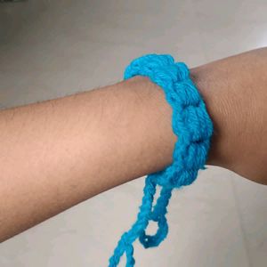 Crochet bracelet