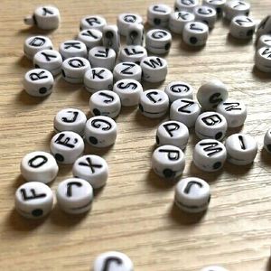 500Letter Beads