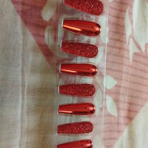 ❤️ Red Colour Artificial Nail Art