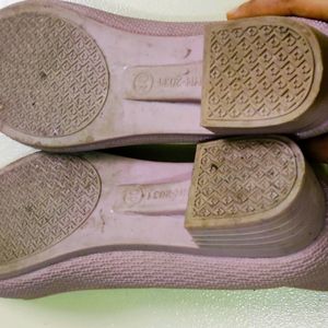 BEAUTIFUL ENGLISH COLOUR MAUVE RAIN SHOES