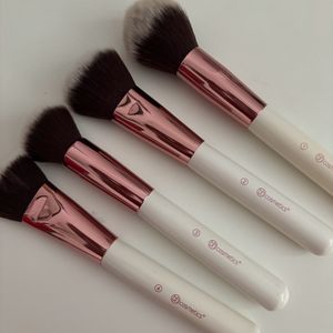 BH Cosmetics Face Brush Set Of 4