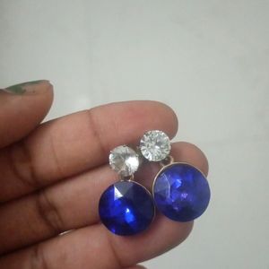 2 Set Of Earrings
