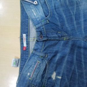 Surplus Ripped Straight Slim Fit Jeans For Woman