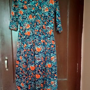 Beautiful Kurti With Slit