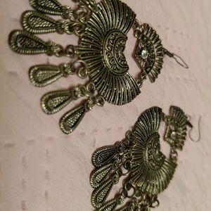 Shimmery Oxidised Earings