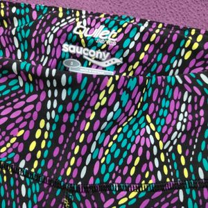 Authentic Saucony Capri Sports Leggings