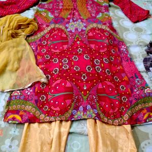 Tell Points Grab.salwar Suit &Duppata Donation