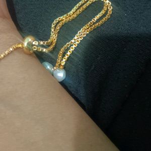 Pebble Shell Pearl Adjustable Bracelet