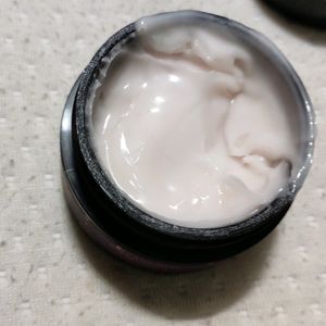 Pilgrim Red Wine Under-eye Cream