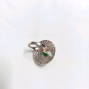 Emerald green stone women's ring.