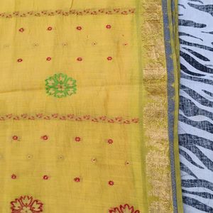 Gadwal yellow colour saree