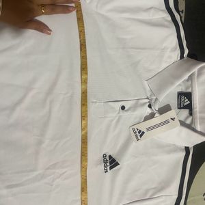 Adidas Tshirt (Its a Copy)