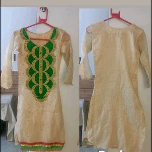 Embroidery Kurta Set With Dupatta & Free Gift 🎁