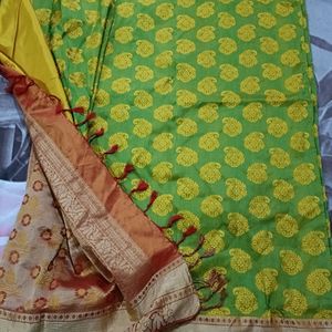 Silk Saree Printed With Red Border