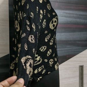 Skull Loose Fit Crop Plus Size Sweater