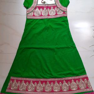 Women Anarkali Set