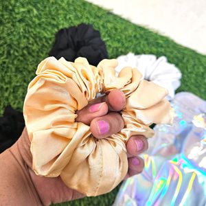 5 Beautiful Scrunchies L Size