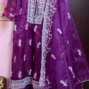 OFFER 🤩PURPLE ORGANZA SUIT💜🤍