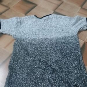 T-SHIRT 👕 Good Condition