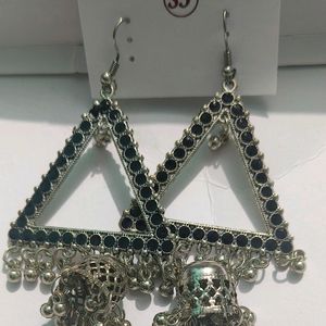 Pack Of 2 Long Earrings