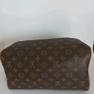 Authentic Louis Vuitton Speedy