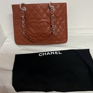 Chanel gst Cavier Leather