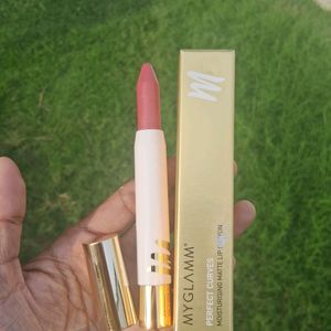 Myglamm Perfect Curves Crayon Lipstick