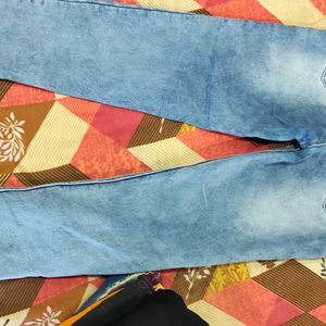 Torn style jeans- size 32