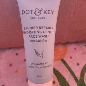 Barrier Repair + Hydrating Gentle Face Wash Mini