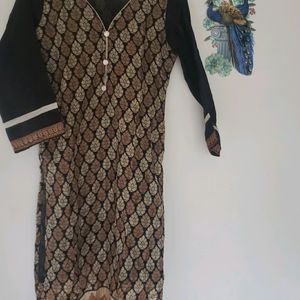 Black Kurti