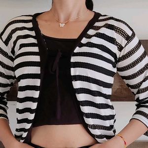 Black & White Shrug