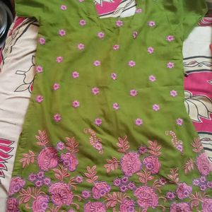 Beautiful Flower Degein Kurti