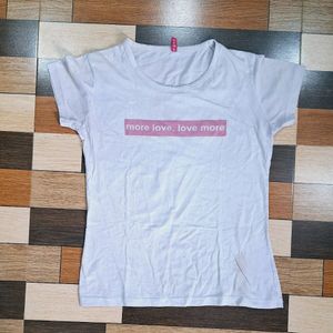 Twist Brand White T-shirt for girls and women