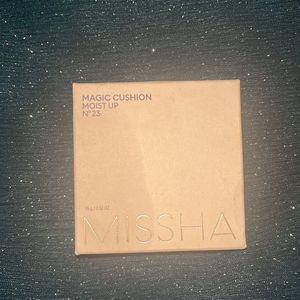 Missha Cushion Foundation ( Made In KOREA)