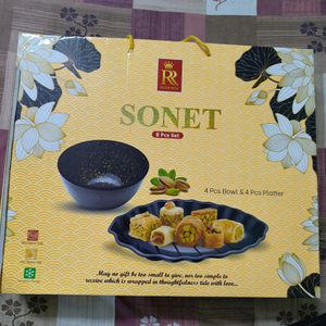 Sonet Dinnerware