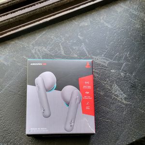 Boat airdopes 148 earbuds