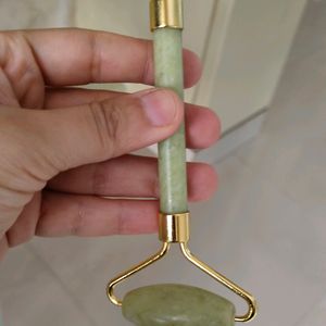 Jade Roller For Flawless Skin