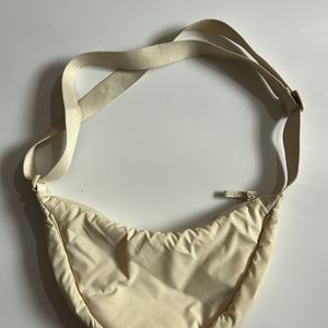 Uniqlo Original Shoulder Bag ✨