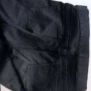 Solid Black Skinny Jeans