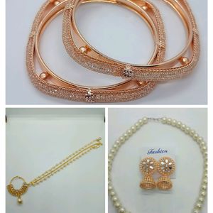 30 Rs Off Jewellery Hamper