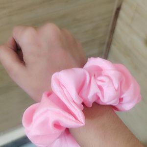 Pink Color Scrunchies 💞